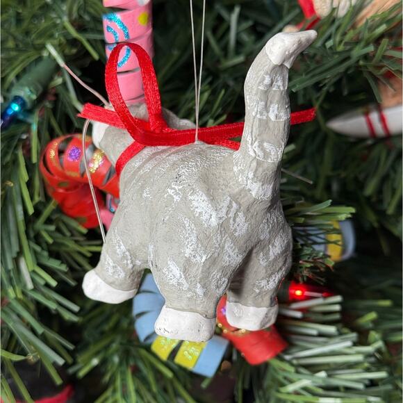 Cat Ornament Fancy Cat with Bow and Bell - Picture 4 of 5